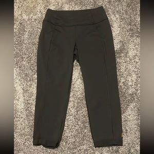 Lucy Cuffed Capri Active Pant Size Large